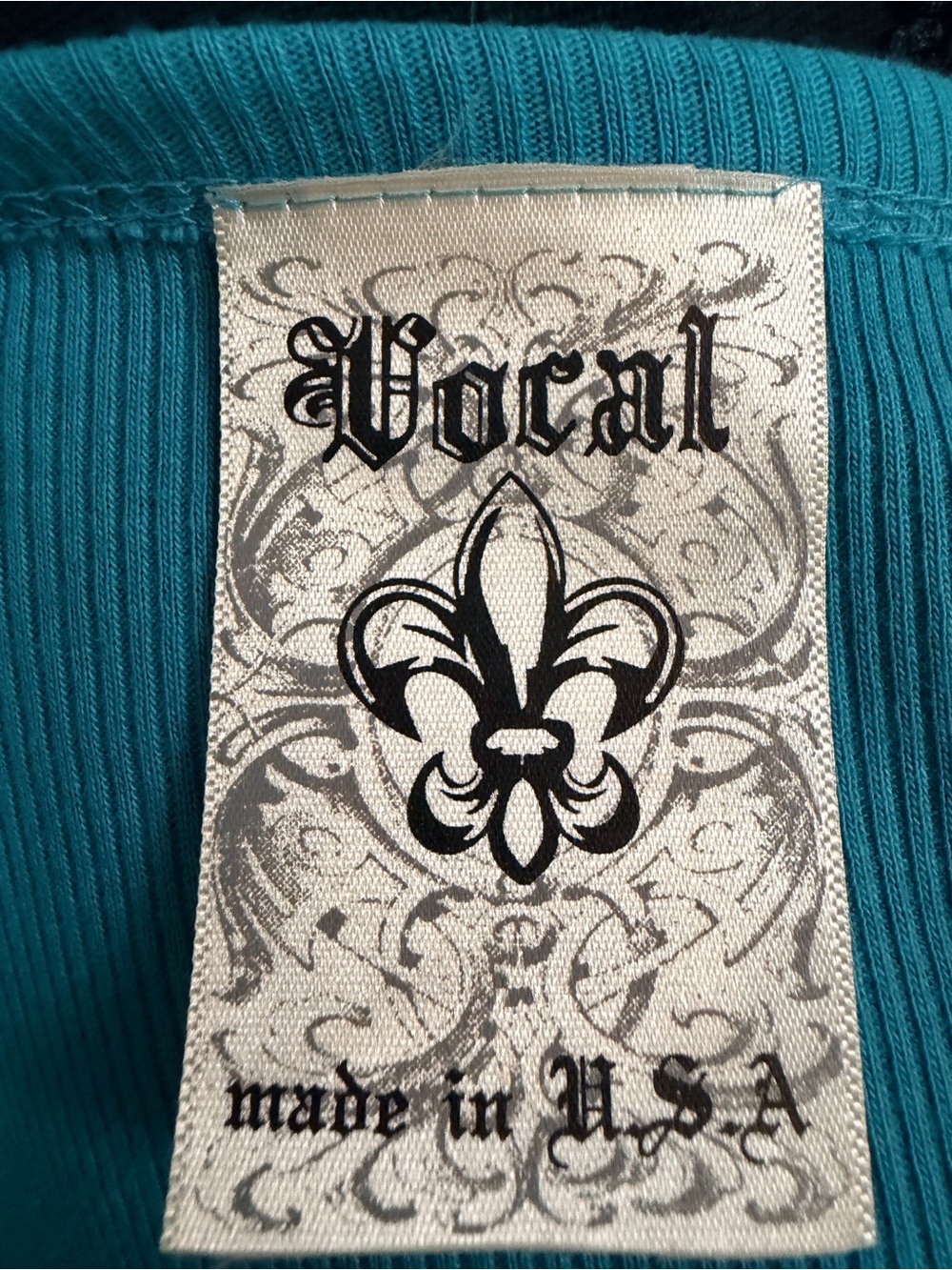 Vocal Teal Ribbed Top with Baroque Label - Picture 5 of 6